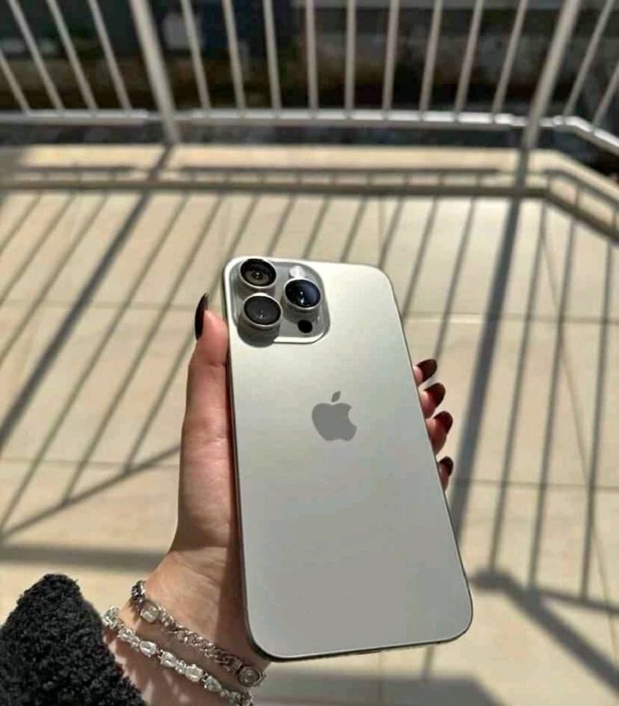 15 pro Max İphone