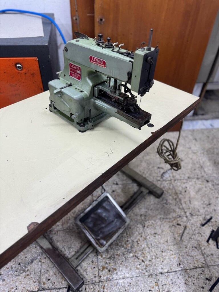 LEWIS UNION SPECİAL DÜĞME DİKME MAKİNESİ - 6
