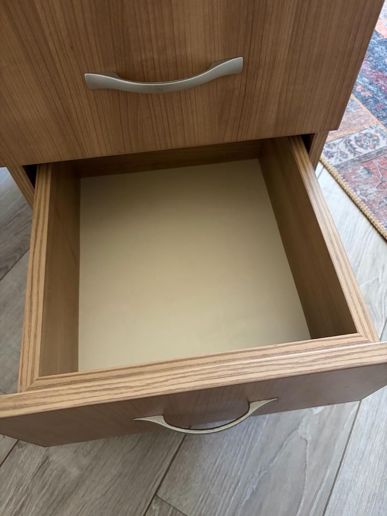 2 Çekmeceli Ofis Kesonu / Evrak Dolabı - Çok Temiz - 3