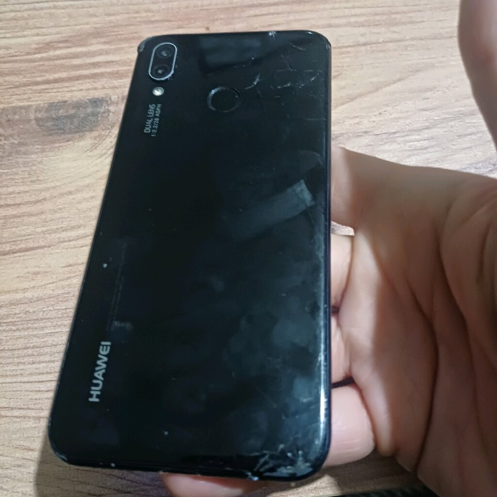 Huawei p20lite 4gb ram - 2