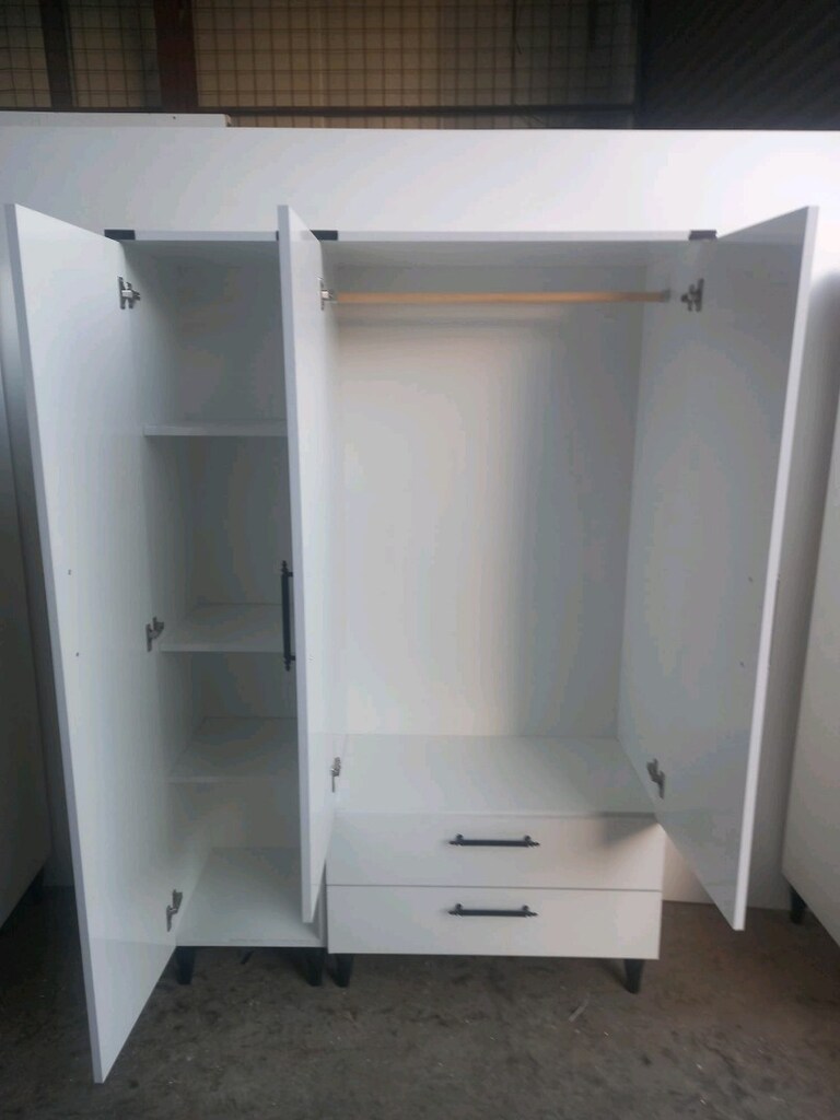3 kapılı dolap - 4