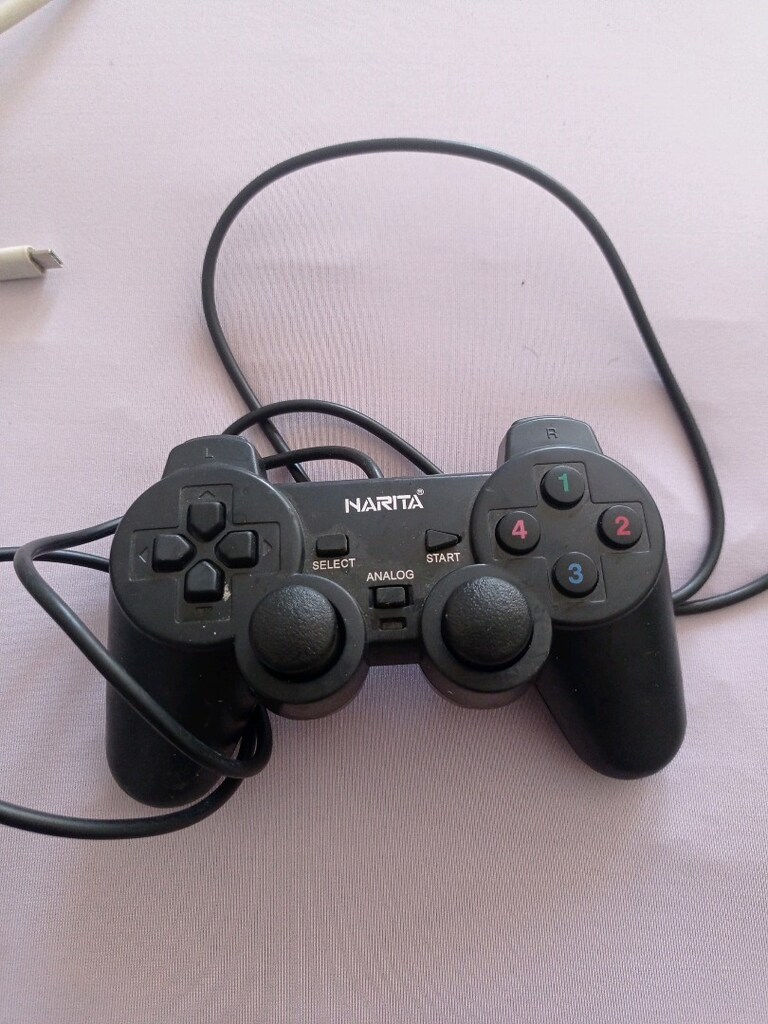 PlayStation 2 ve bilgisayar oyun kolu - 5