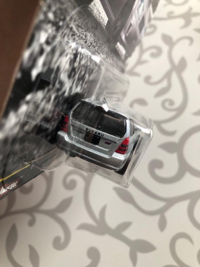 Hot Wheels Premium Subaru Forester STI - 4