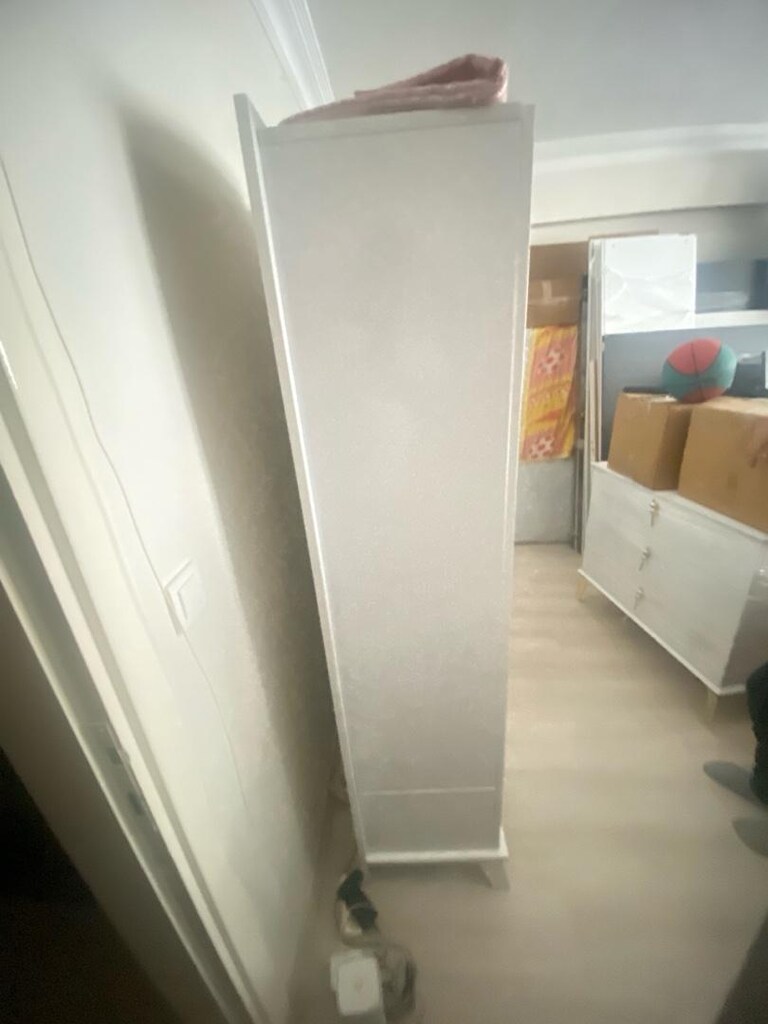 acil satılık temiz Tv ünitesi hiçbir çizigi yoktur pazarlık vardır - 3