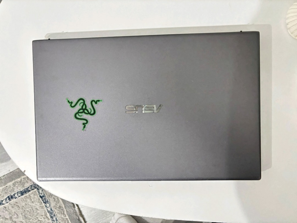 Asus Ryzen 5 3500U Laptop - 12