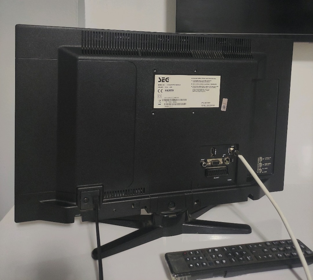 LED TV 55 ekran uydu alıcılı sorunsuz temiz - 8