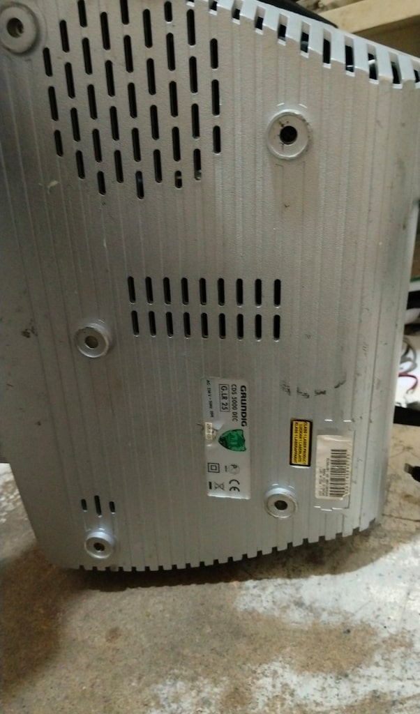 TEMİZ KULLANILMIŞ GRUNDİG - CDS - 5000 DEC MARKA VE MODEL NUMARALI SET - 15