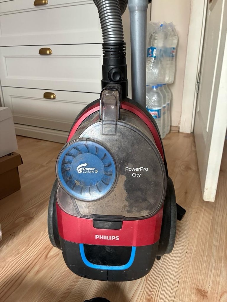 Philips Süpürge + IKEA Mıllberget Çalışma Koltuğu - 6