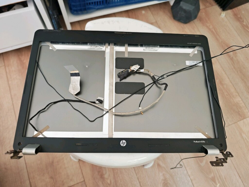 Hp Probook 4530s Ekran kasası komple - 2