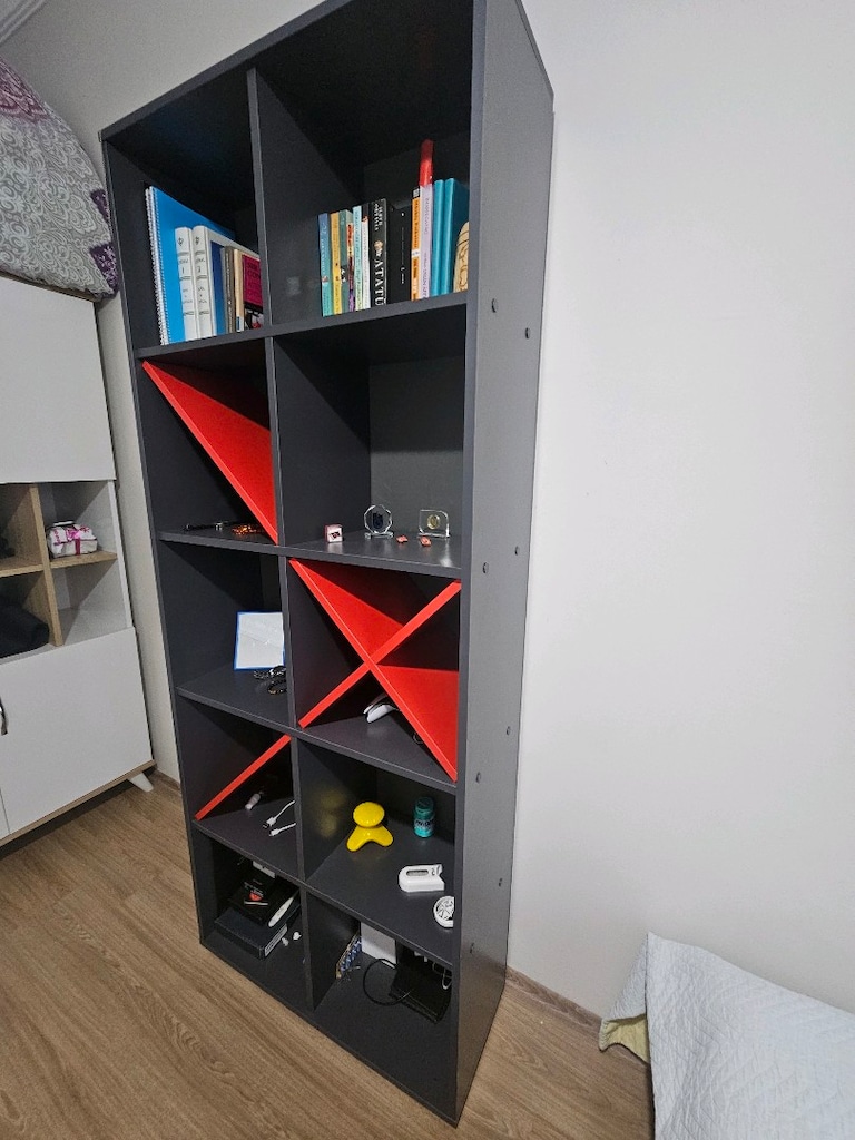 Gaming 10 Raflı Dekoratif Kitaplık Antrasit-Kırmızı 75x188x30 cm