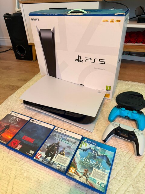 PS5 SLİM 1 TB 2 KOL 4 OYUN TR CİHAZ KUTU FATURALI SIFIRDAN FARKSIZ