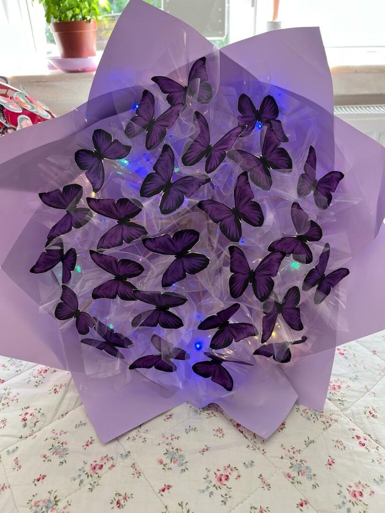 Kelebek çiçek buketi ışıklı - 2