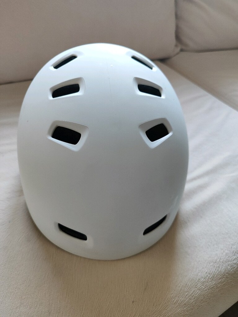 Decathlon bisiklet kaskı M beden - 4