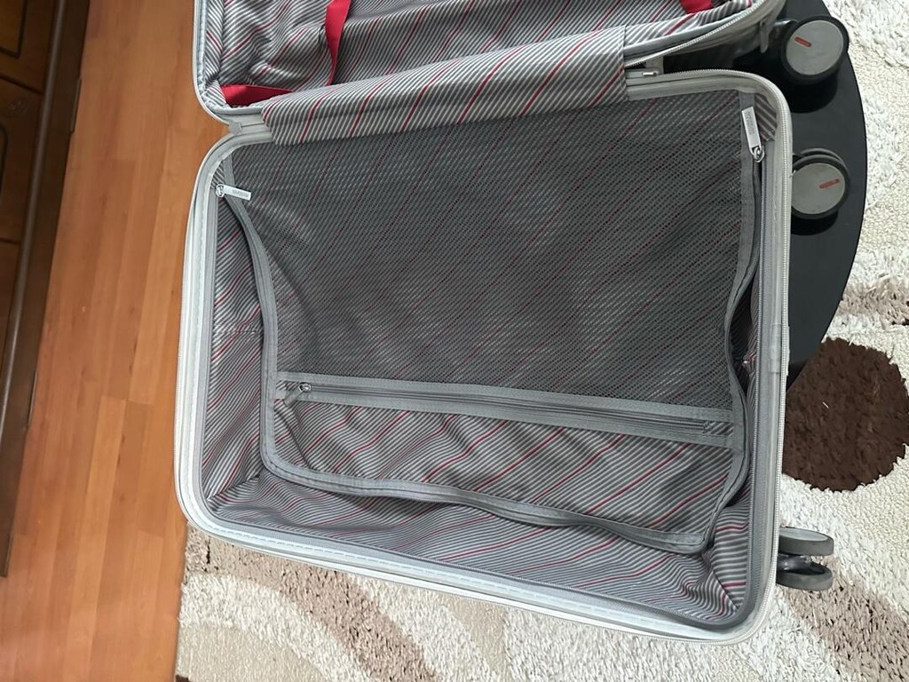 American Tourister Orta Boy Sert Kabuk Valiz – 4 Tekerlekli - 3