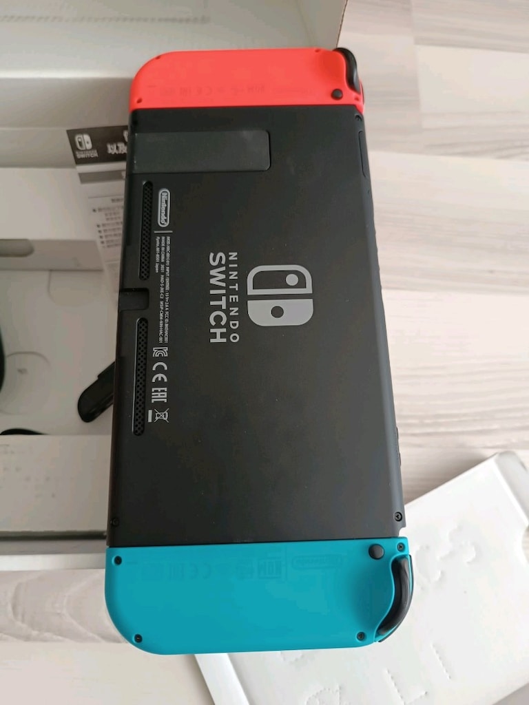 Nintendo Switch V2 (HAC-001(-01) - 2