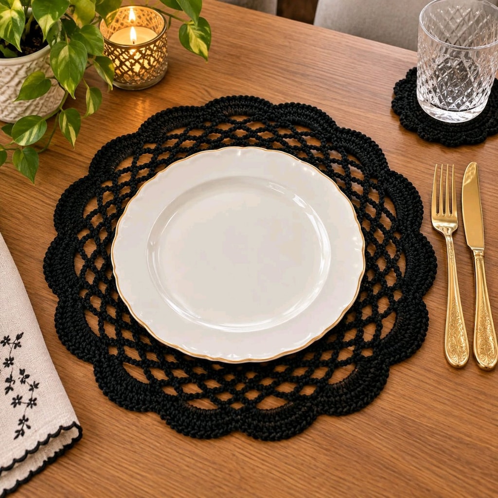 Siyah Örgü Supla – El Yapımı Modern Masa & Yemek Takımı Örtüsü - 3