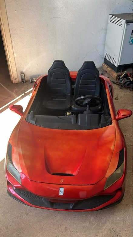 Ferrari Akülü Araba - 2