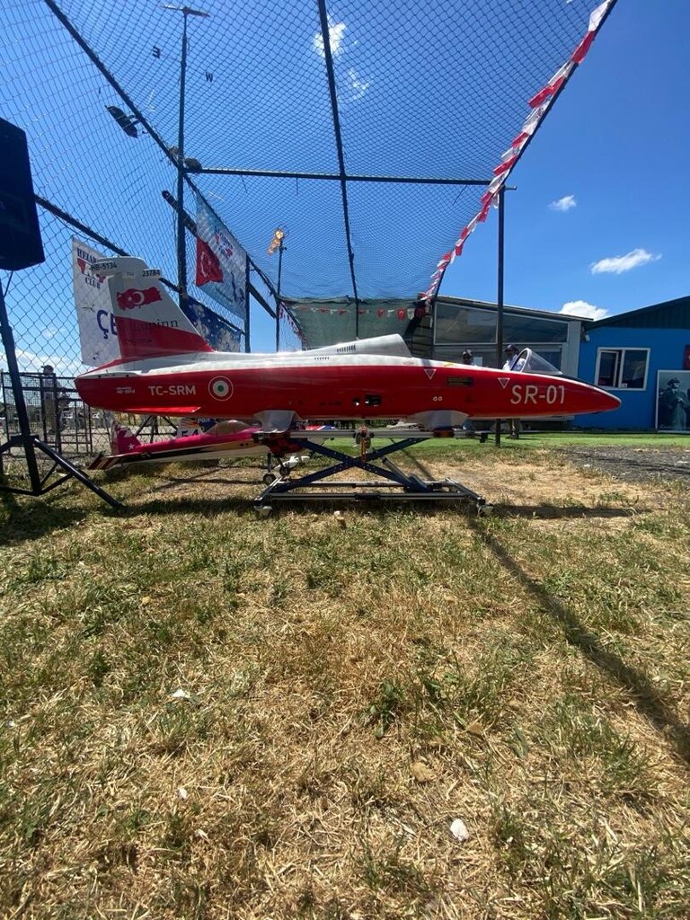 Uzaktan Kumandalı Model Uçak Masası / Ayarlanabilir Masa - 3