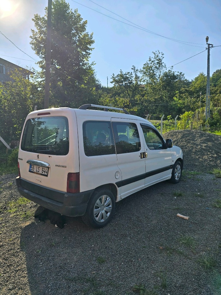 2005 PARTNER 1.9 - 2