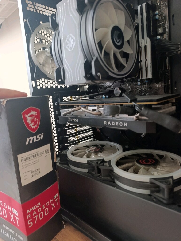 MSİ RX 5700 XT MECH OC 8GB GDDR6 256bit AMD Ekran Kartı - 3