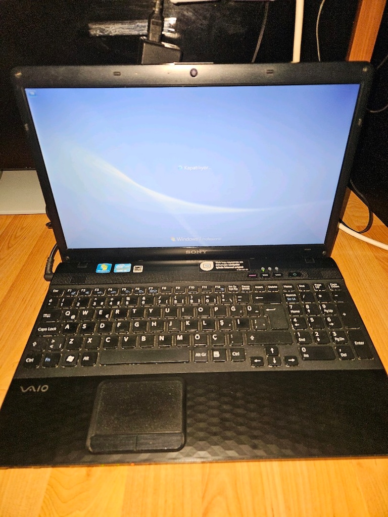 Orijinal Çantalı Sony Vaio - i5 İşlemci / 4GB RAM / Tertemiz - 8