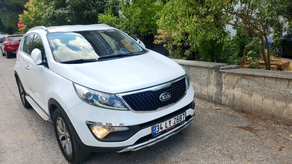 kia sportage - 4