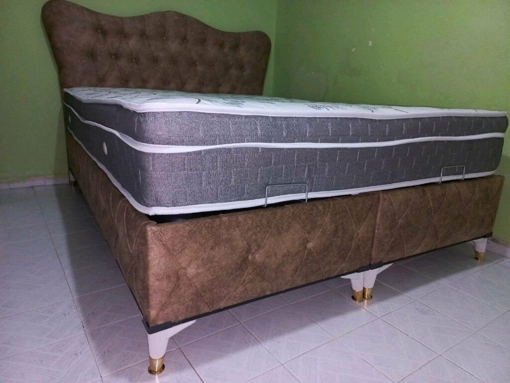 YATAK BAZA BAŞLIK TAKIMLARINDA ŞIK TASARIMLAR - 2