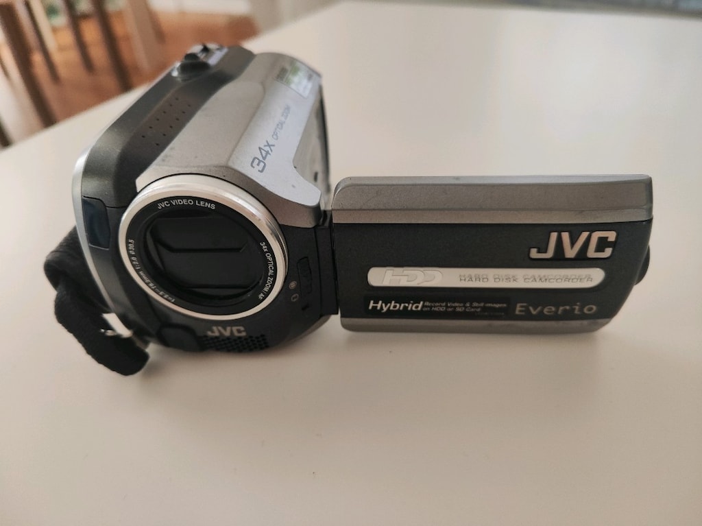 k*j様 【希少　美品　大人気】JVC Everio GZ-F117-B 内蔵バ Balıkesir elden teslim!JVC Everio GZ-MG130E 30GB HDD, 34x Zoom