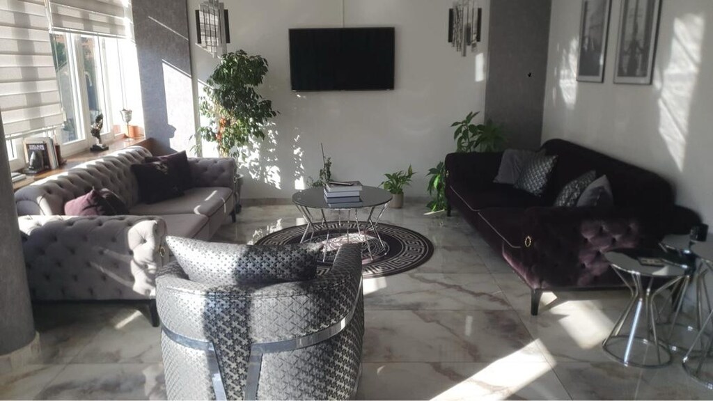 Toplu Satış Salon Koltuk ve Dresuar Takımı - 6