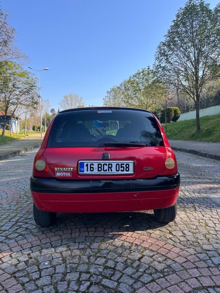 Renault Clio 1.6 RXT - 2