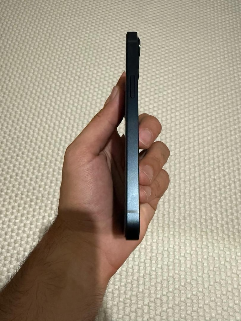 iPhone 13 - 3