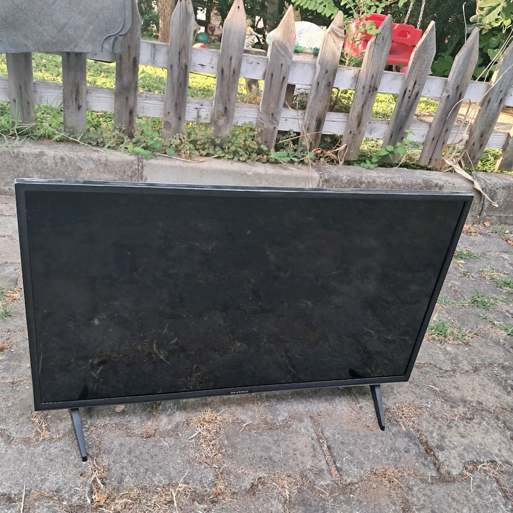 Skytech 32"HD LED TV SLT-3235T - 2