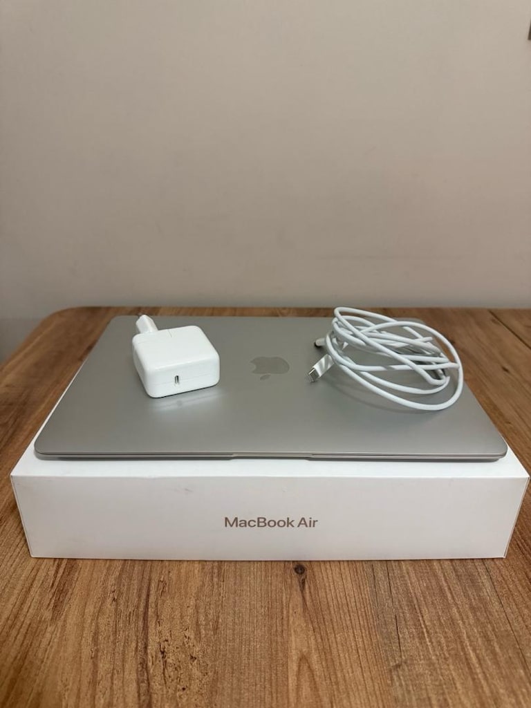 MackBook Air M1 - 6
