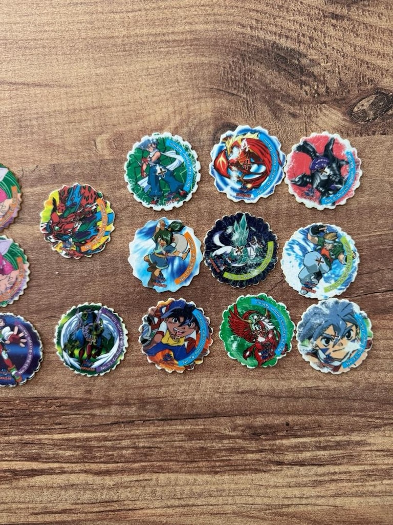 Beyblade Topaçlar tasoları satılık - 3