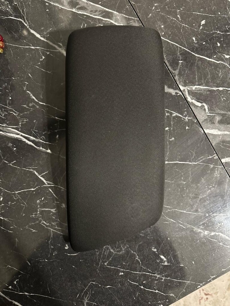 Renault Megane 4 Orijinal Kumaş Kolçak Üst Kapak – Çıkma - 3
