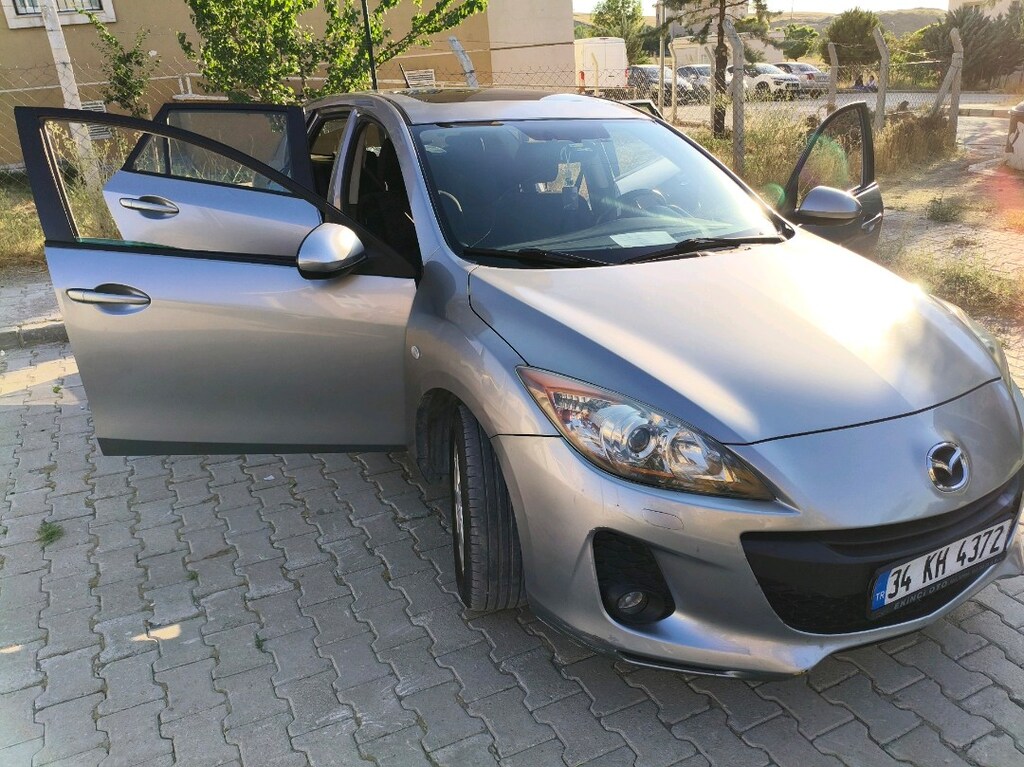 memurdan temiz azz kilometreli Mazda 3 2012 - 18