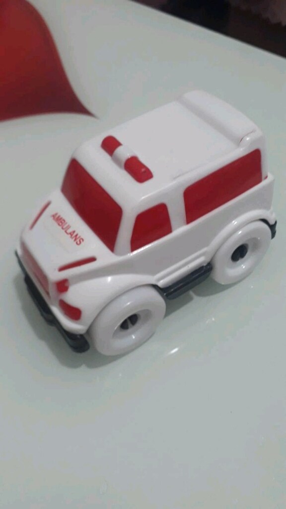 Oyuncak Ambulans - 2