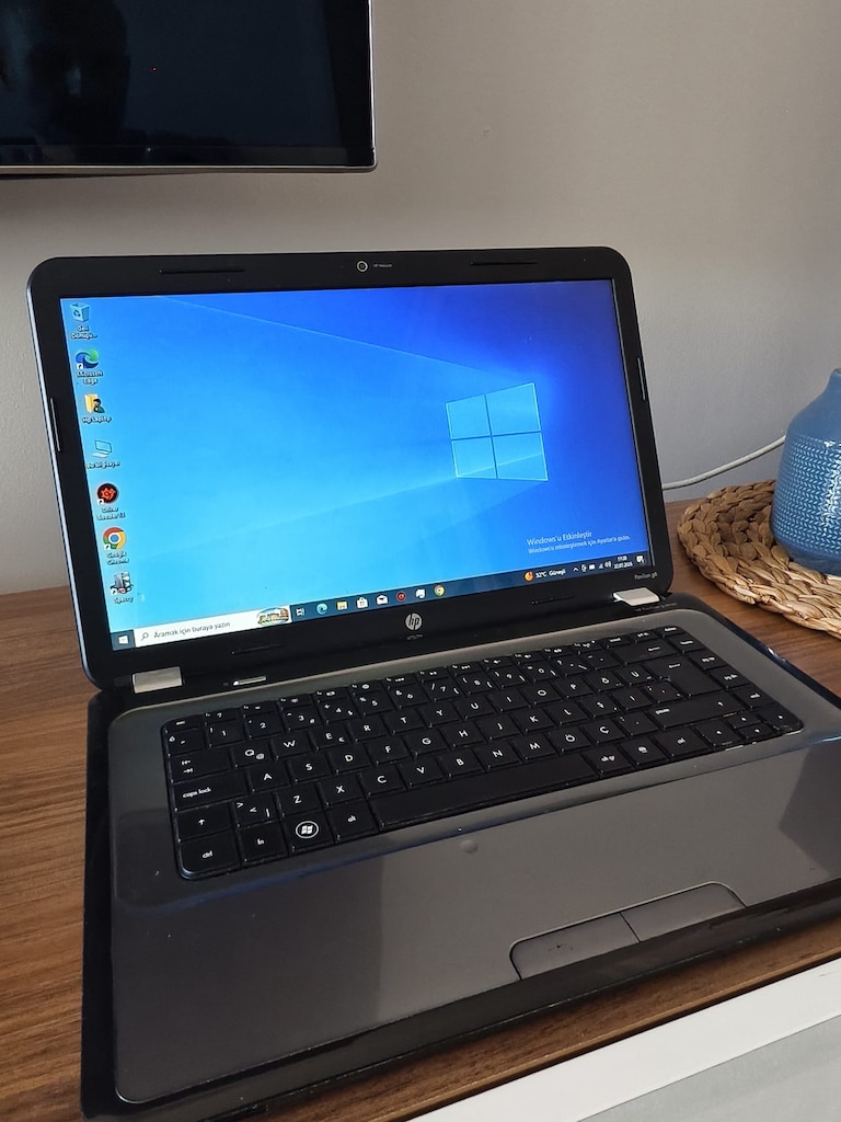 HP LAPTOP - 2