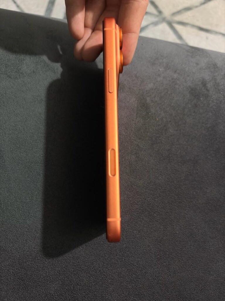 17 pro max 1 yıllık cihaz 256 gb - 6