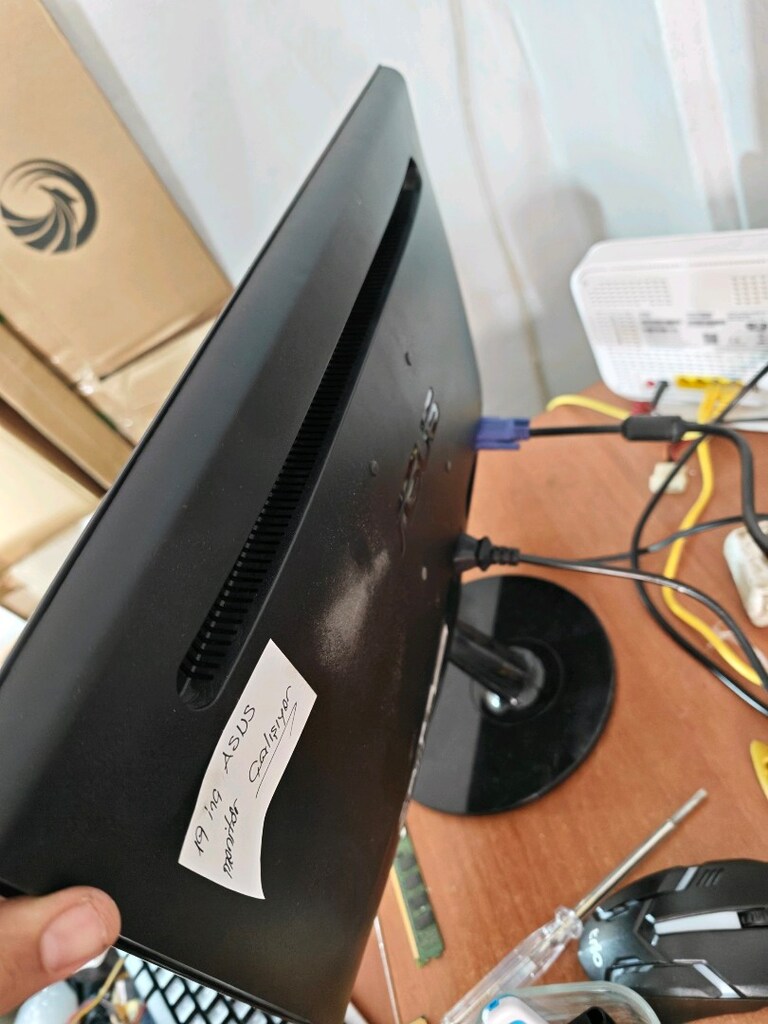 ASUS HATASİZ MONİTÖR SLİM LED - 3