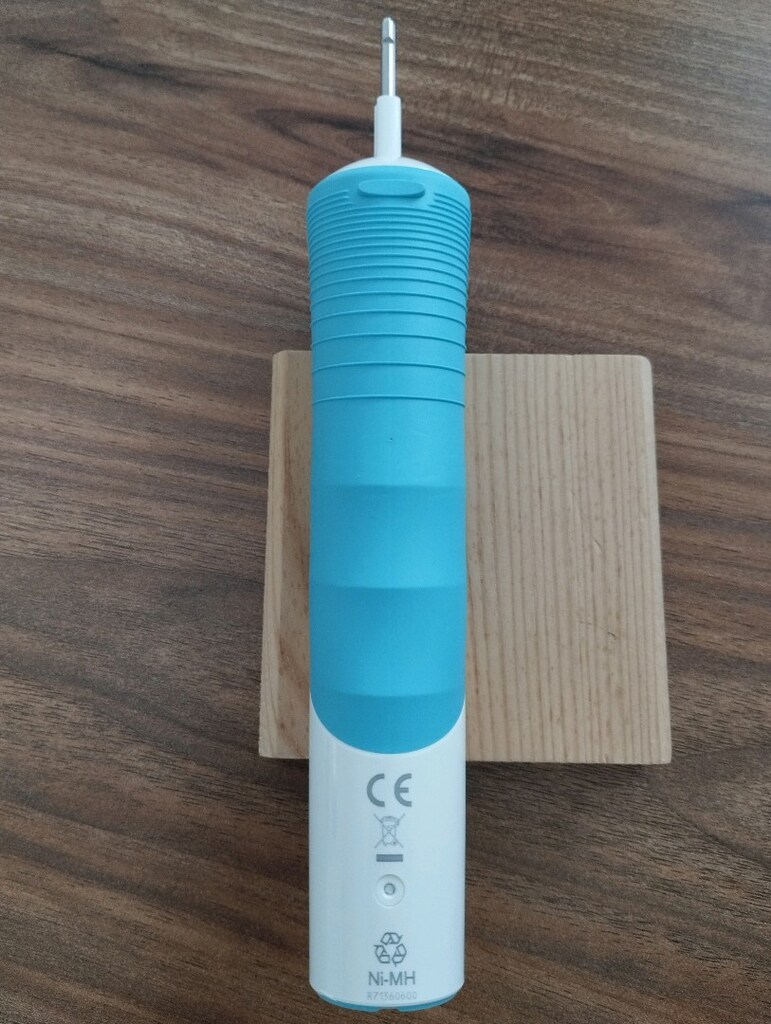 Oral-B Şarjlı Diş Fırçası - 4