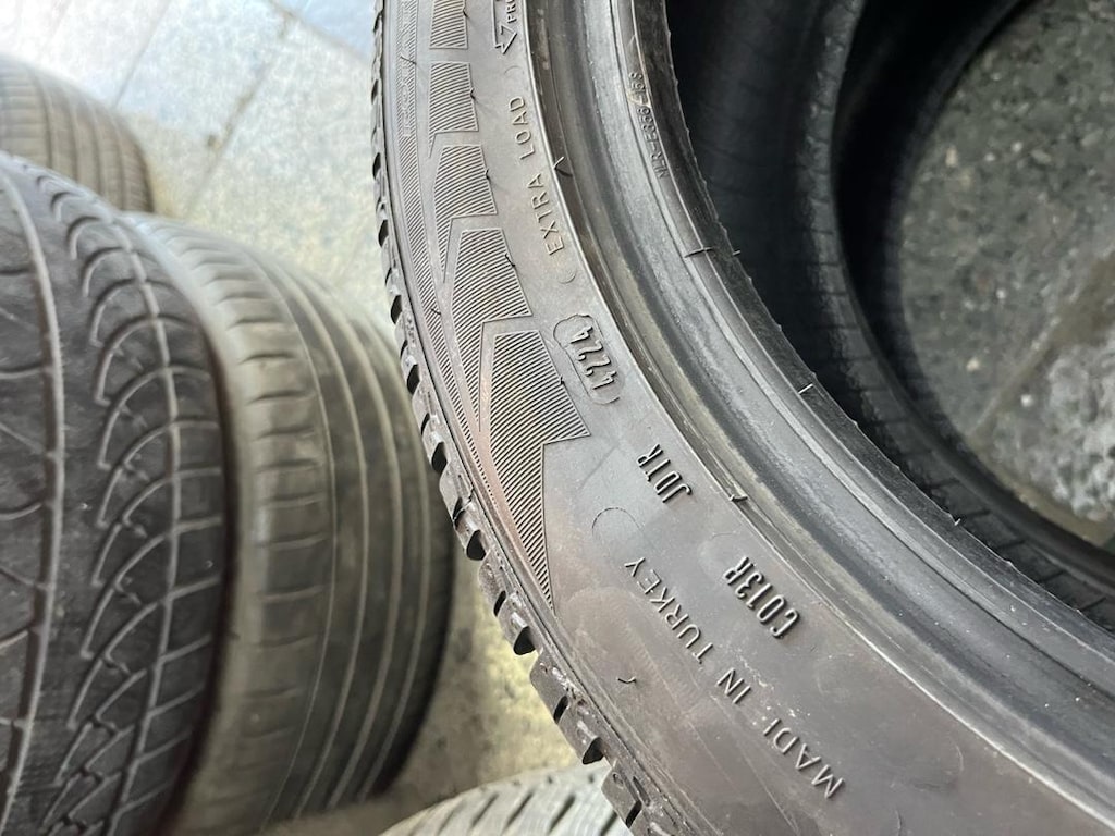 215 55 17. Kışlık Goodyear Tarıh 2024 sonu daha çizgileri duruyor - 7