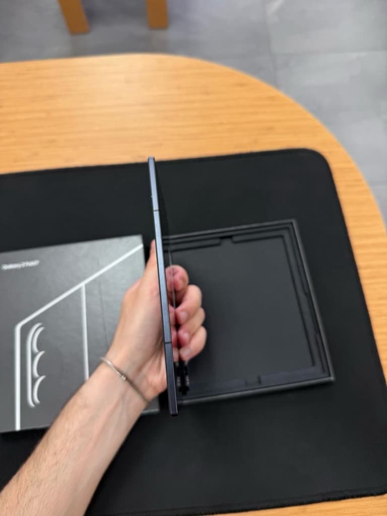 Samsung Galaxy Z Fold 7 512 Gb Siyah Tertemiz - 4