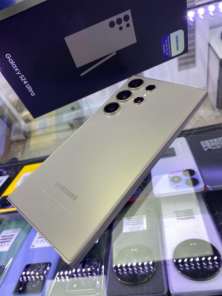 SAMSUNG S24 ULTRA 512 GB 12 GB RAM SIFIR GİBİ ÇİZİKSİZ TÜRKİYE GARANTİ - 10
