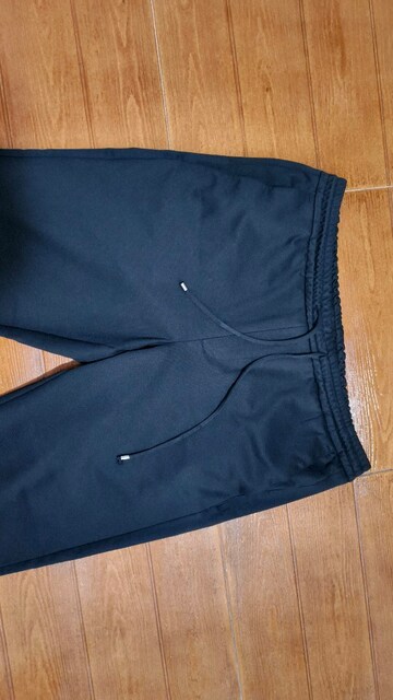 Erkek likralı pantolon..Eni yani beli ; Bir üst uçtan diğer üst uca ya