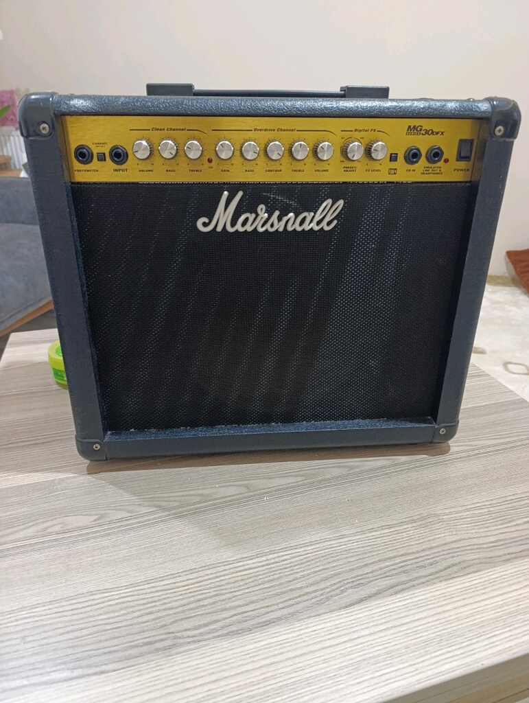 Komple satılık bağlama ve amfi seti - 3