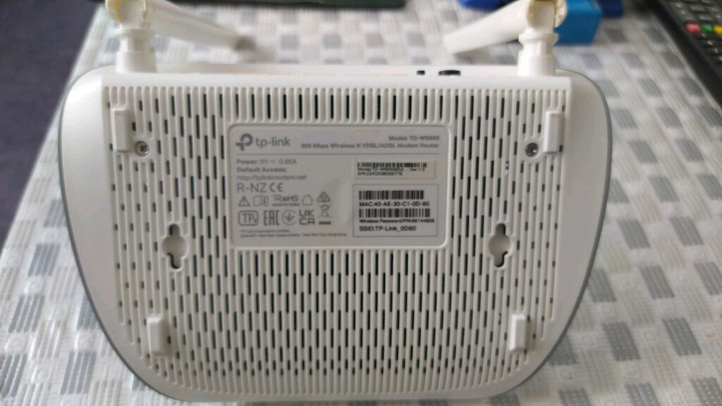 TP link wd9950 modem - 2