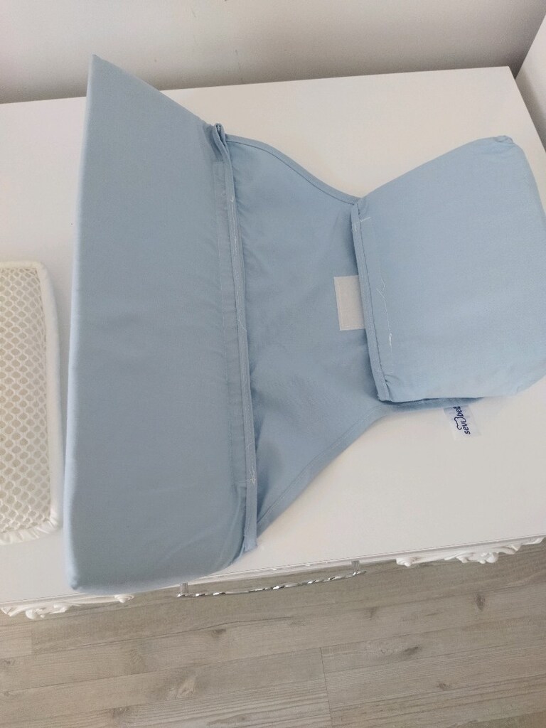 Bebek yan yatma yastığı ve medikal düz kafa yastığı - 5