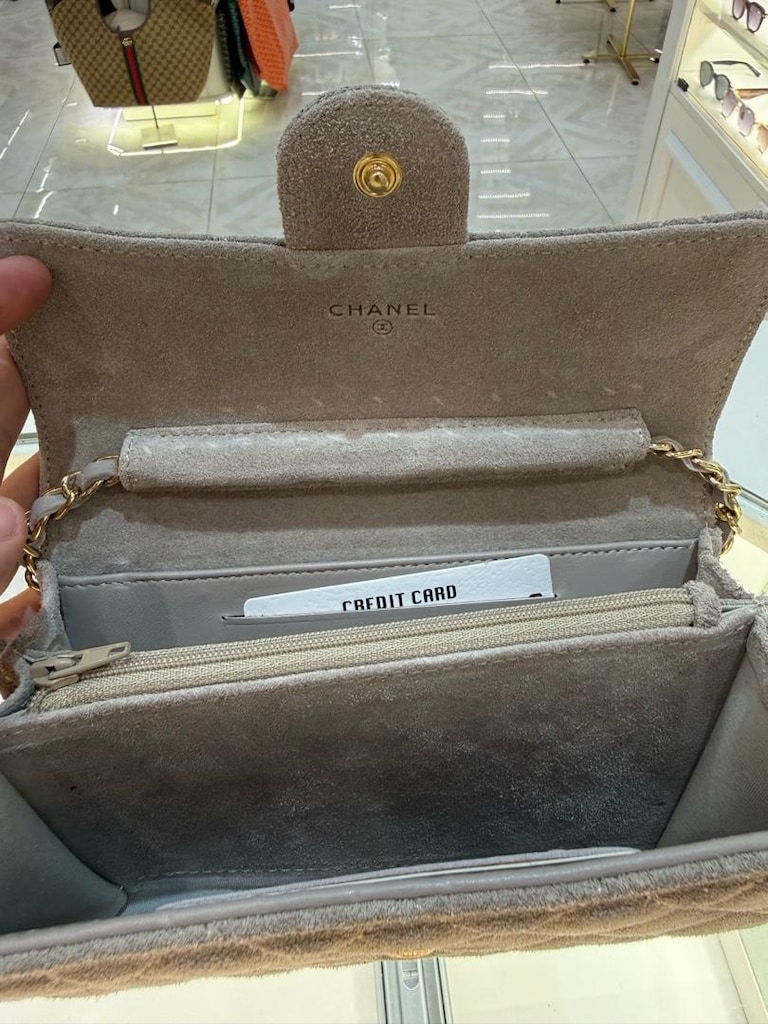 Chanel Süet Kapitoneli Zincirli Çanta - 5