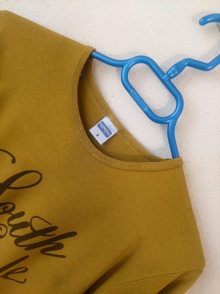 Yazı desenli fiyonk detaylı tshirt bluz - 4